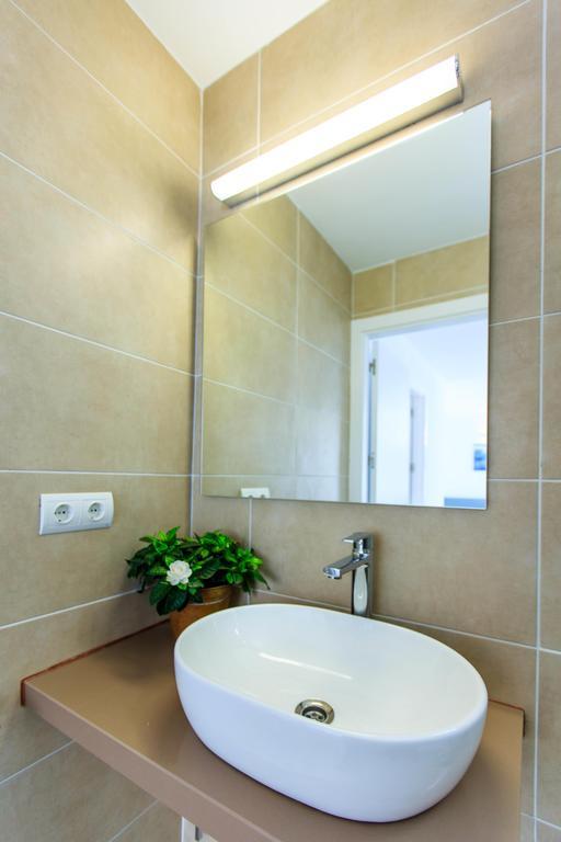 Pinos Playa Suites Platja de Migjorn Zewnętrze zdjęcie